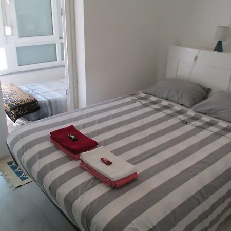 Marialva Park Guest house Corroios