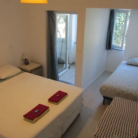 Guest house Marialva Park Corroios